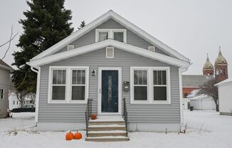 Large 3 Bedroom 2 Bath House w/Fenced in Yard and 2 Stall Garage Available Now!