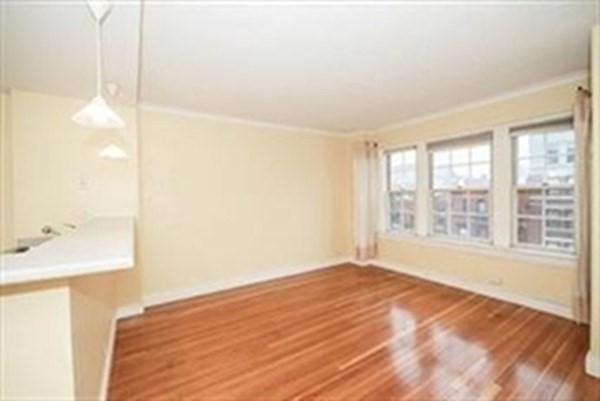 1 bed, 1 bath, 496 sqft, $2,750, Unit 603