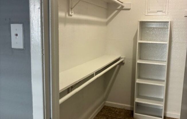 1 bed, 1 bath, 750 sqft, $925, Unit 6801