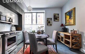 416 W 52 ST
