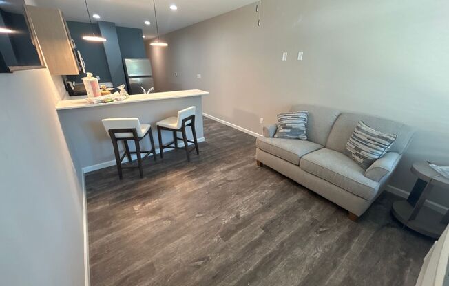 Studio, 1 bath, 502 sqft, $1,200, Unit 16