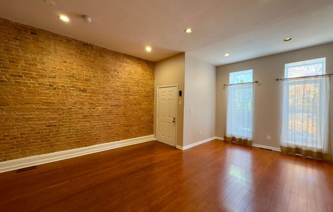 Charming 4 Bedroom/2.5 Bathroom in Station North, MD!