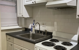 1 bed, 1 bath, 750 sqft, $2,650, Unit 10