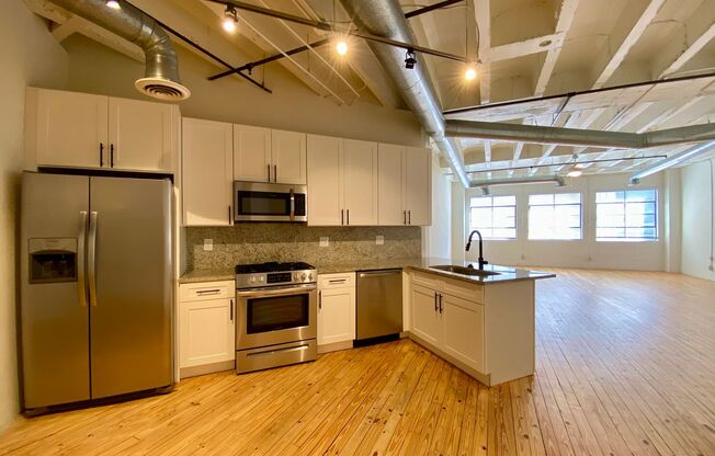 900 Peachtree Lofts