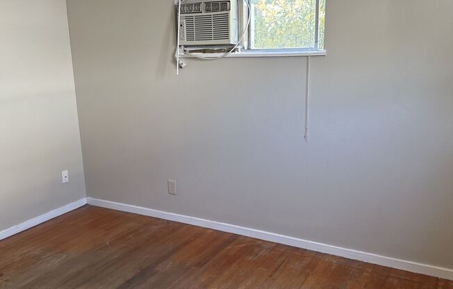 2 beds, 1 bath, $1,425, Unit 811Rio4