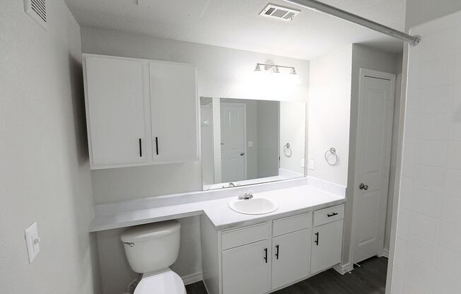 2 beds, 2 baths, 950 sqft, $1,236