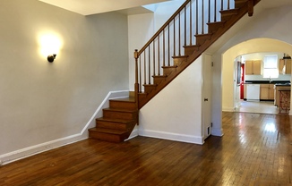 Charming 3 Bedroom Townhome in Hampden - Back Porch & Fenced Yard!
