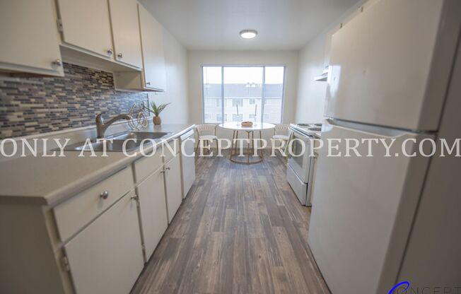 2 beds, 1 bath, 810 sqft, $1,325, Unit 75