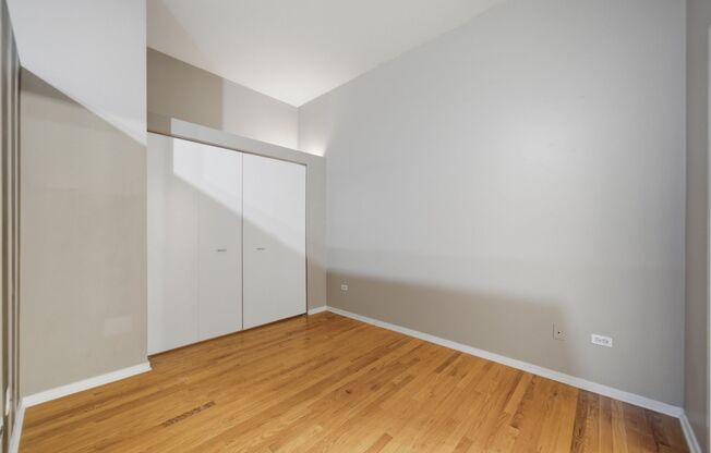 2 beds, 2 baths, $3,100, Unit 506