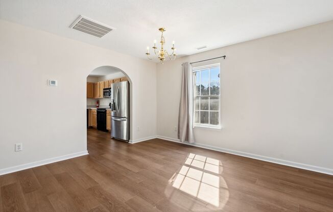 Single Family four bedroom home: Available Now