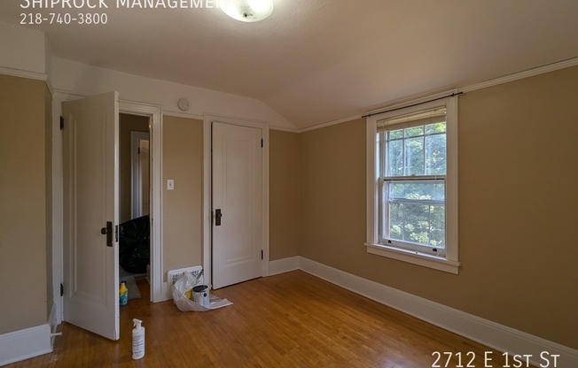 3 beds, 1 bath, $2,000