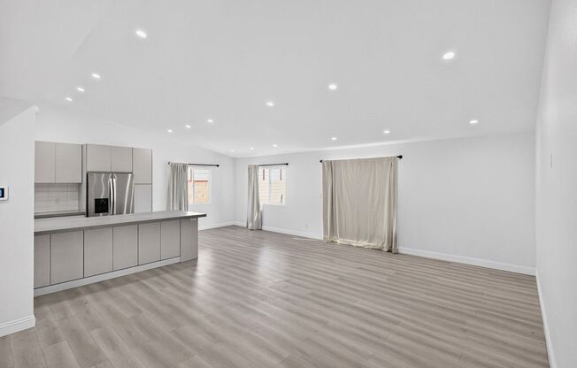 NEWLY RENOVATED SINGLE-STORY HOME LOCATED IN LAS VEGAS