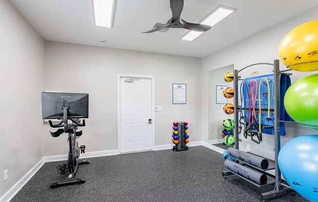 the gym at the preserve at green valley townhomes in green valley va