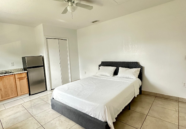 226 CEDARWOOD CIR