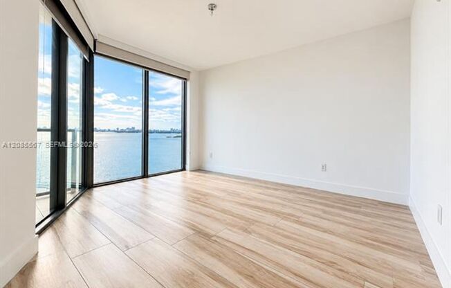 2 beds, 2.5 baths, $6,200, Unit # 1104