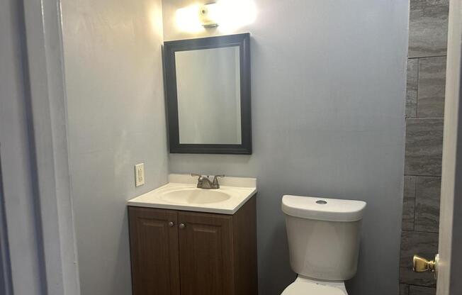 1 bed, 1 bath, 800 sqft, $850