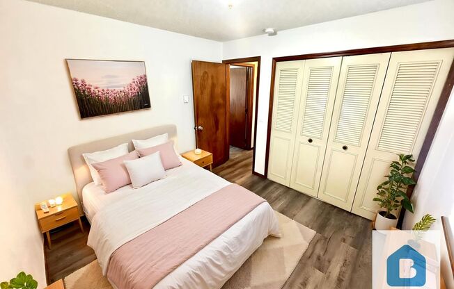 2 beds, 1 bath, 564 sqft, $900, Unit Unit M