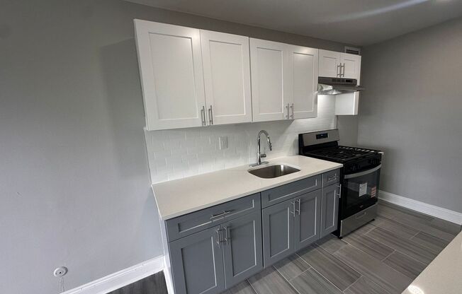 2 beds, 1 bath, 850 sqft, $2,095, Unit Apt 4P