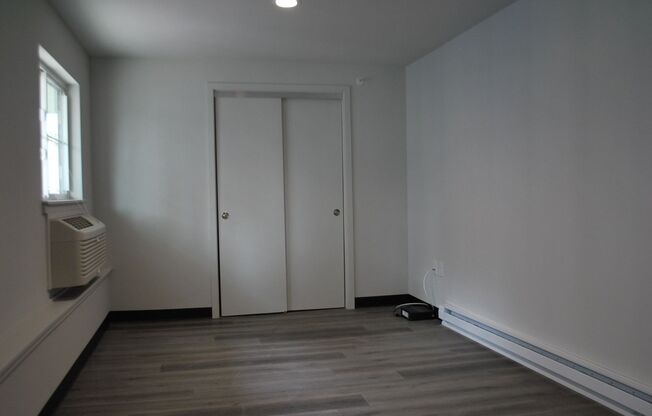 1 bed, 1 bath, 584 sqft, $1,075, Unit 203