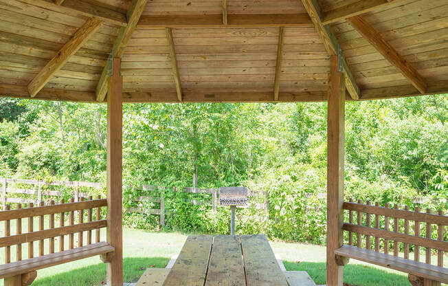 Gazebo at Verandas at Taylor Oaks Apartments in Montgomery, AL