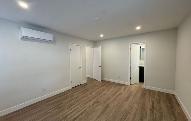 3414 Overland