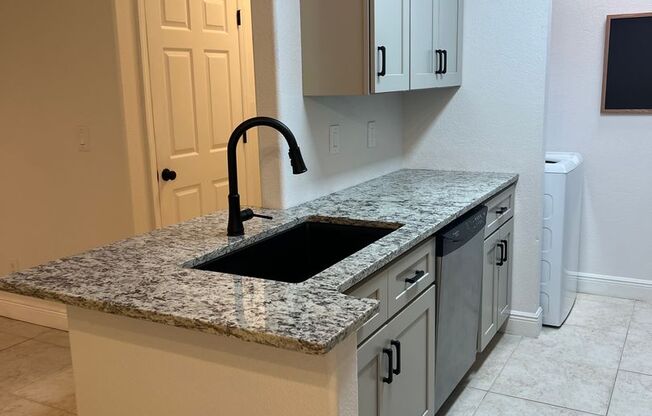 2 beds, 2 baths, $1,700