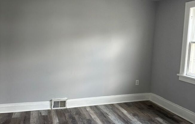 Shaker Heights 3 Bedroom Down