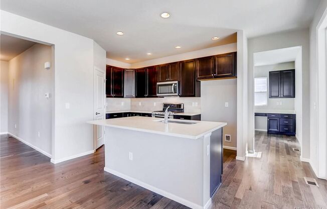 4 beds, 3.5 baths, $3,595