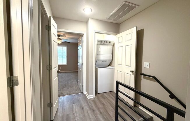 2 beds, 1.5 baths, $1,295