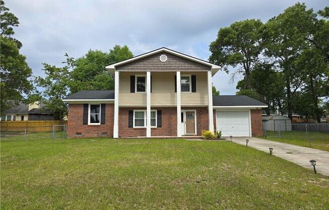 Conveniently located 3 bedroom!