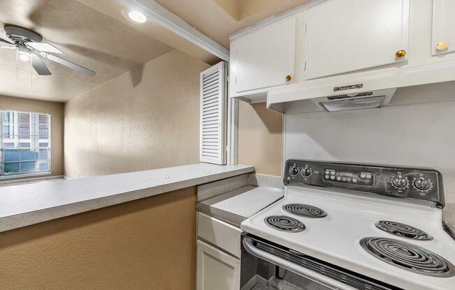 1 bed, 1 bath, 723 sqft, $890, Unit D23