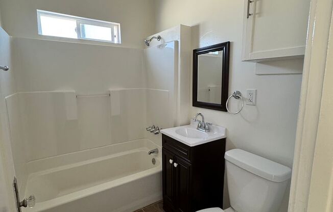 1 bed, 1 bath, $1,575, Unit 722