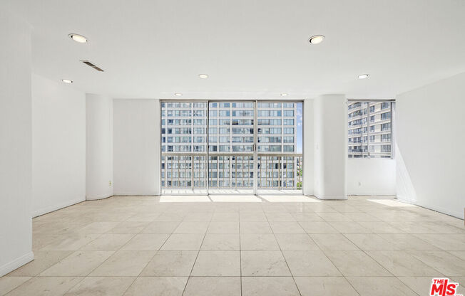 2 beds, 2 baths, 974 sqft, $4,000, Unit 1102