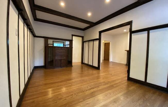 Built-in charm. Standout neighborhood.