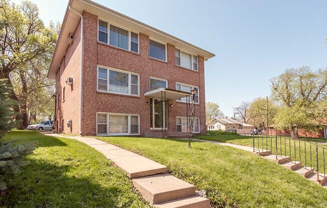 4611 COOPER AVE