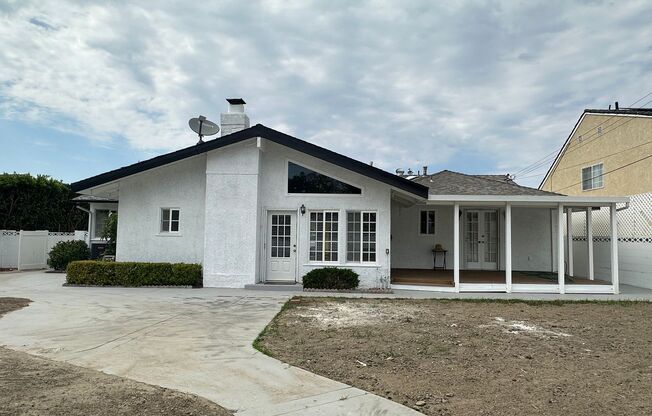 Newly Remodeled | 4 Bedrooms (2 Masters) | 4 Bathrooms | Indoor BBQ