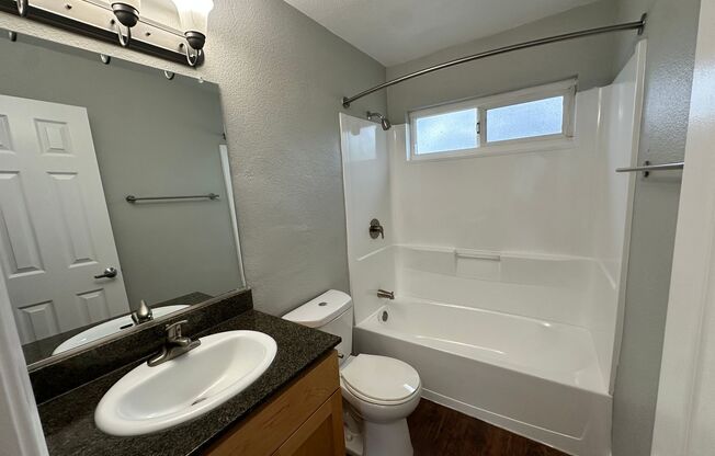 1 bed, 1 bath, 604 sqft, $2,130, Unit 0062