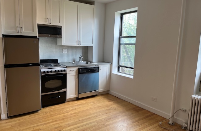 107 SULLIVAN ST