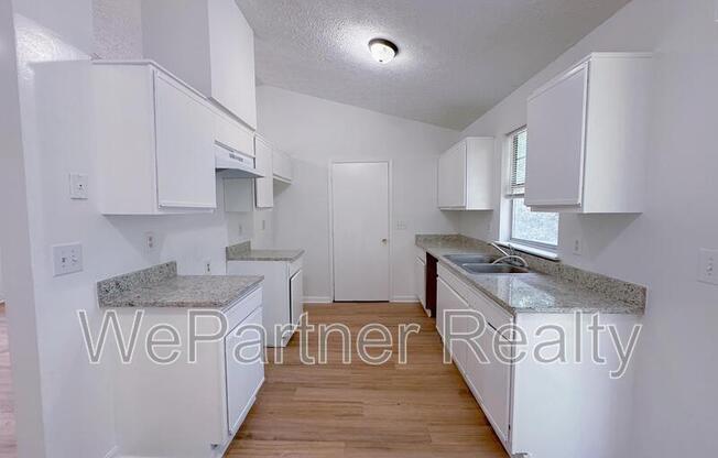 2509 COR STONE TRL