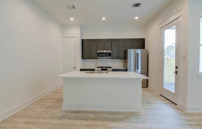 The Grove at Oak Forest Kitchen