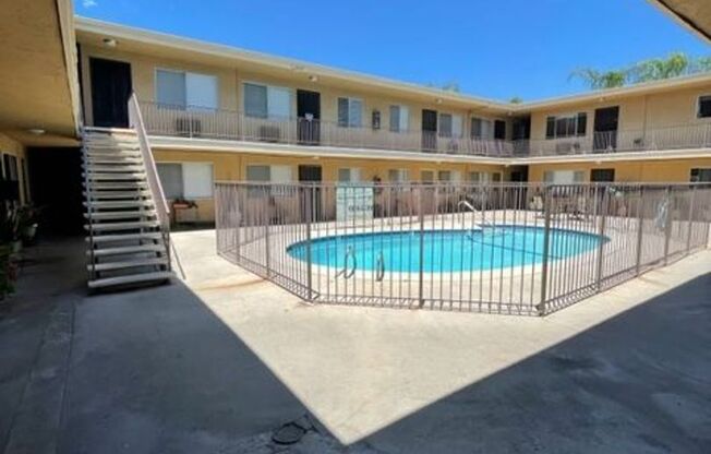 2 beds, 1.5 baths, $2,195, Unit 37