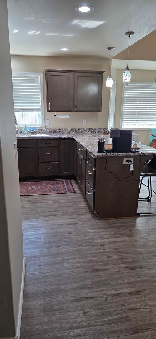 Beautiful & Spacious 3 Bed 2 Bath Directly Across the Street From Lexington Park! Small Dogs Considered!