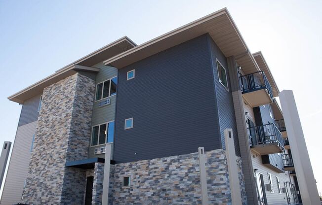 1 bed, 1 bath, 693 sqft, $1,185, Unit 308