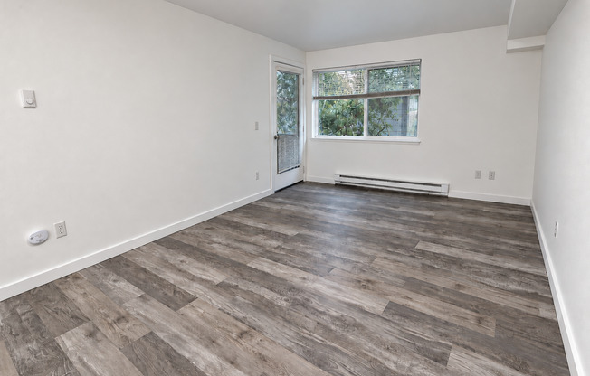 1 bed, 1 bath, 590 sqft, $1,495, Unit 303