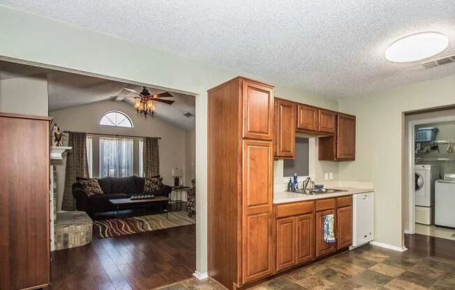 Beautiful Home Great Location