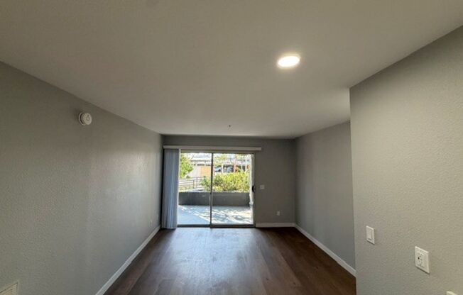 1 bed, 1 bath, 495 sqft, $2,455, Unit C-101