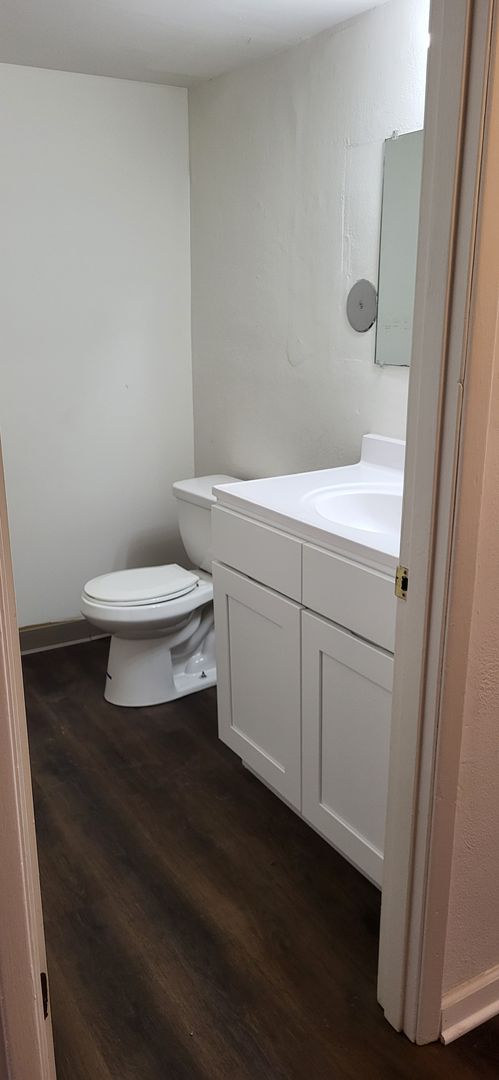 2 beds, 1.5 baths, 1,150 sqft, $1,120, Unit 5266A-LF