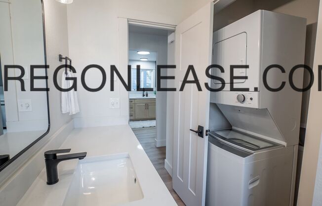 2 beds, 1 bath, 1,053 sqft, $1,795, Unit 2250 Edison