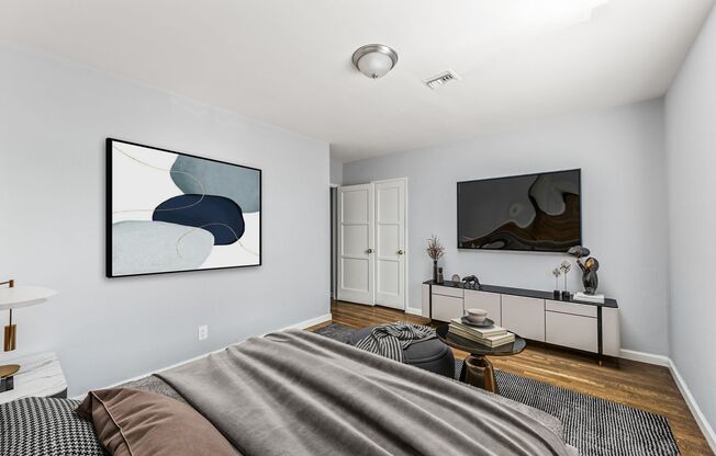 3-Bedroom Panorama City House with Central A/C & In-Unit Laundry
