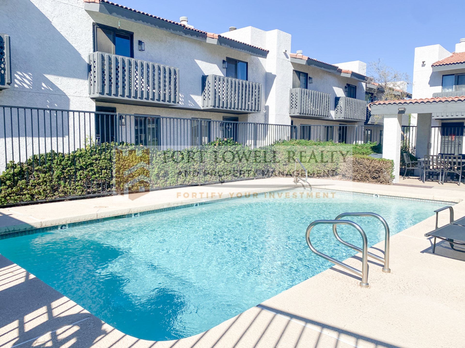 2 Bed 2.5 Bath Townhome